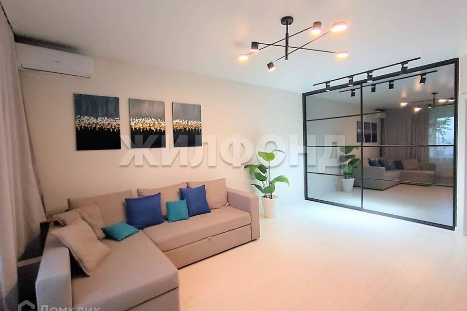 Продаётся 2-комнатная квартира, 67.5 м²