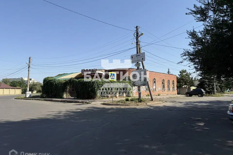 Продаётся торговое помещение, 248.7 м²