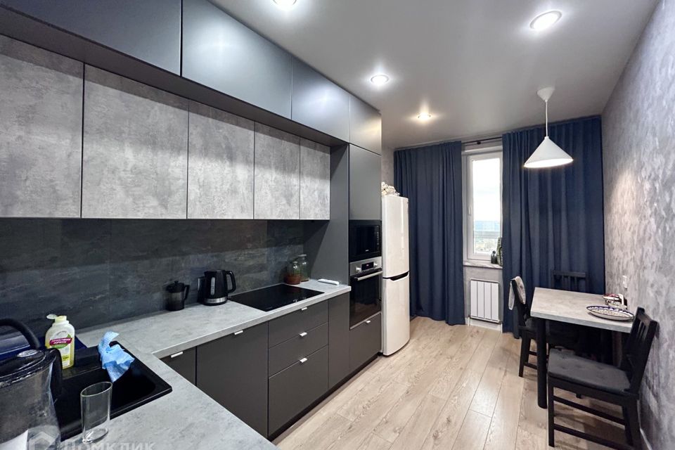 Продаётся 2-комнатная квартира, 58.6 м²