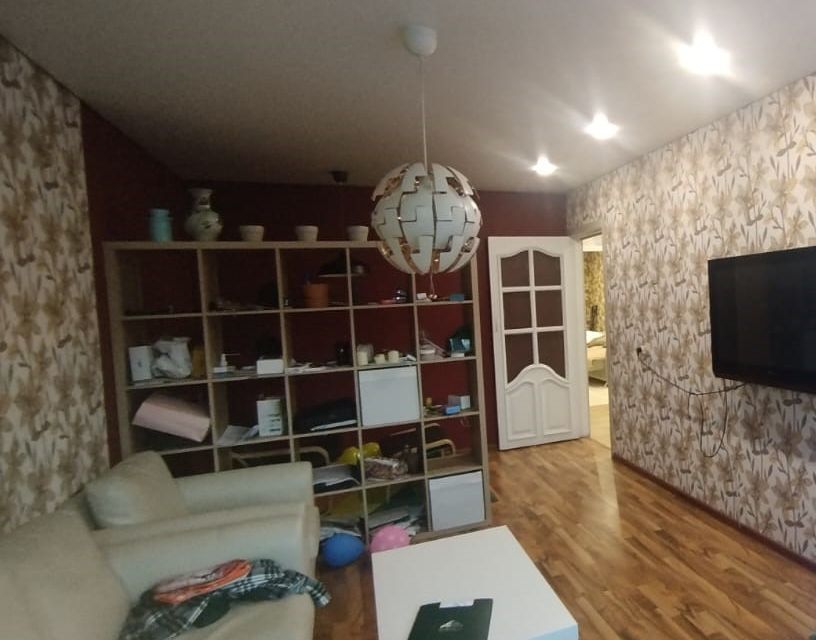 Продаётся 3-комнатная квартира, 60.4 м²