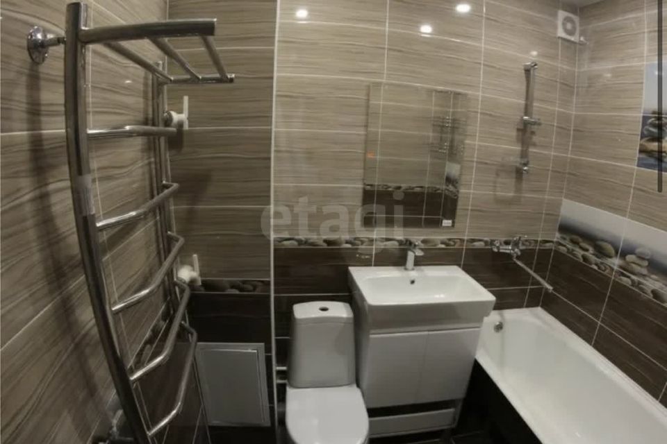 Продаётся 2-комнатная квартира, 62 м²