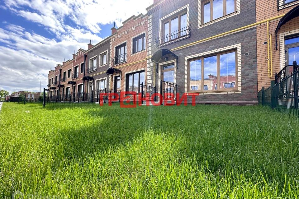 Продаётся 3-комнатная квартира, 56.75 м²