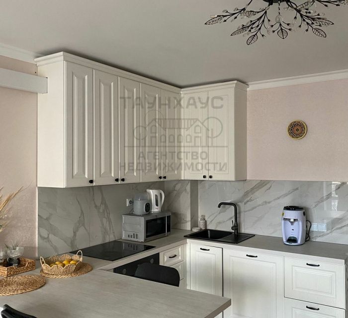 Продаётся 3-комнатная квартира, 60 м²
