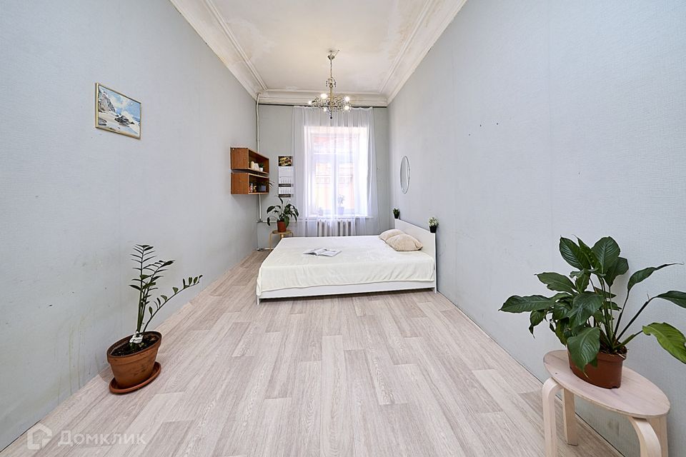 Продаётся комната в 5-комн. квартире, 16 м²