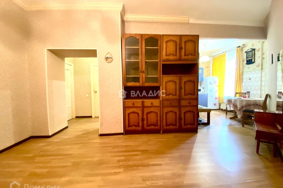 Сдаётся 2-комнатная квартира, 55 м²