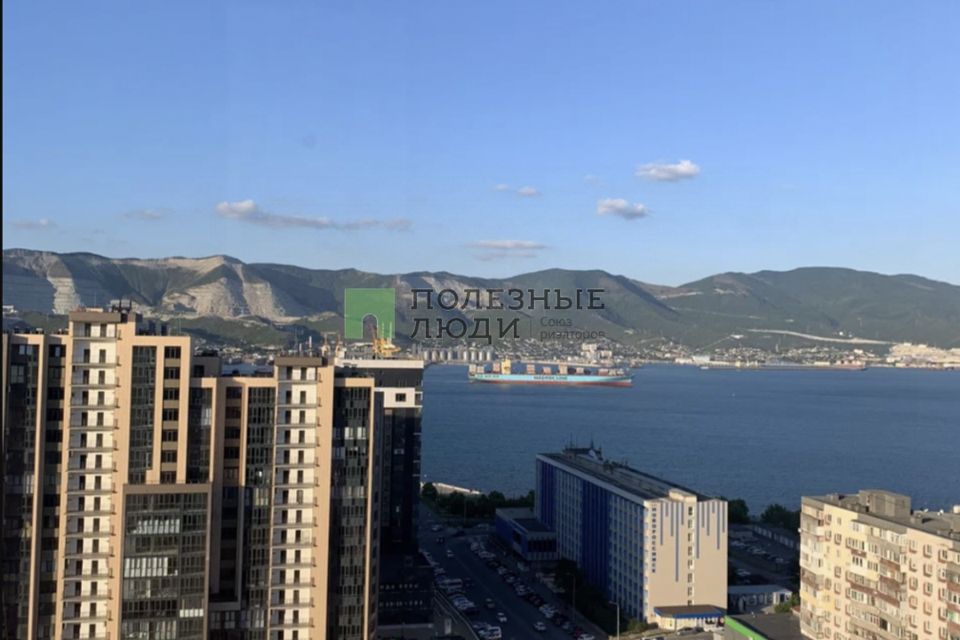 Продаётся 1-комнатная квартира, 43 м²