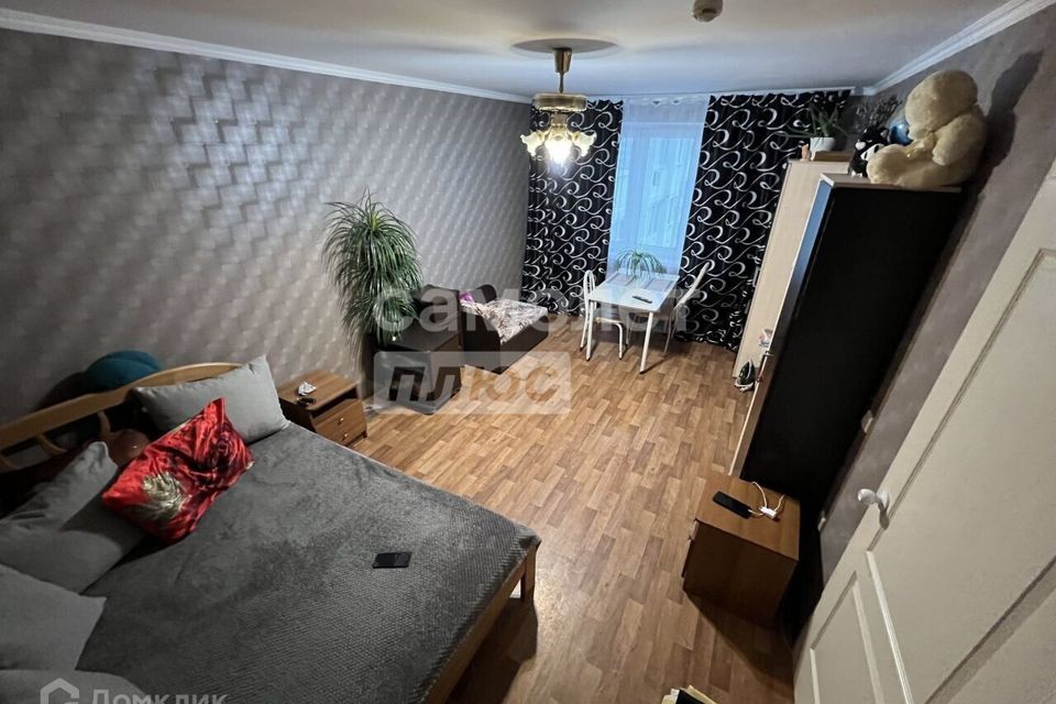 Продаётся 1-комнатная квартира, 37.4 м²