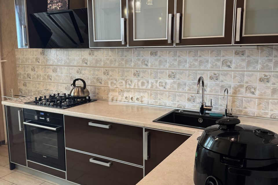Сдаётся 1-комнатная квартира, 43 м²