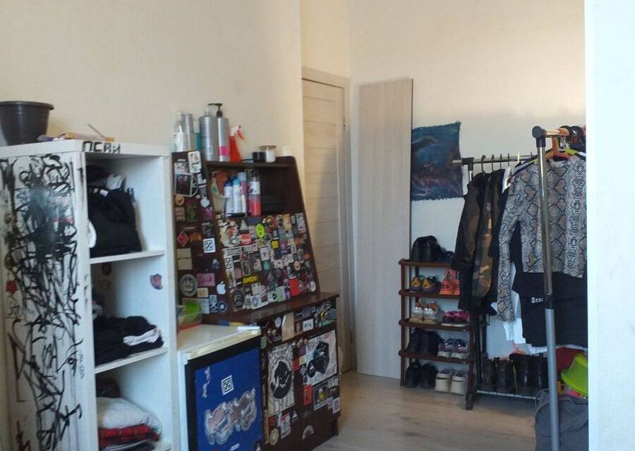 Продаётся комната в 4-комн. квартире, 11.6 м²