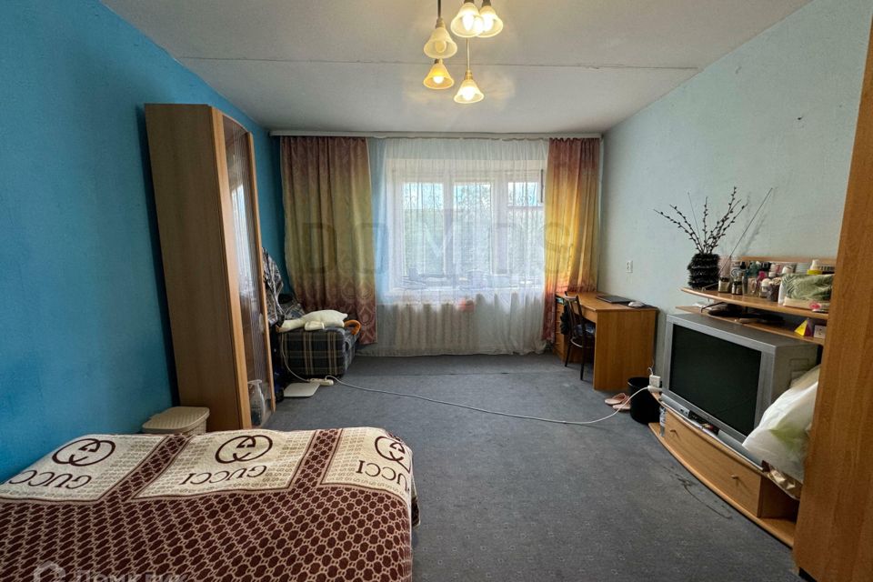 Продаётся 3-комнатная квартира, 59.8 м²