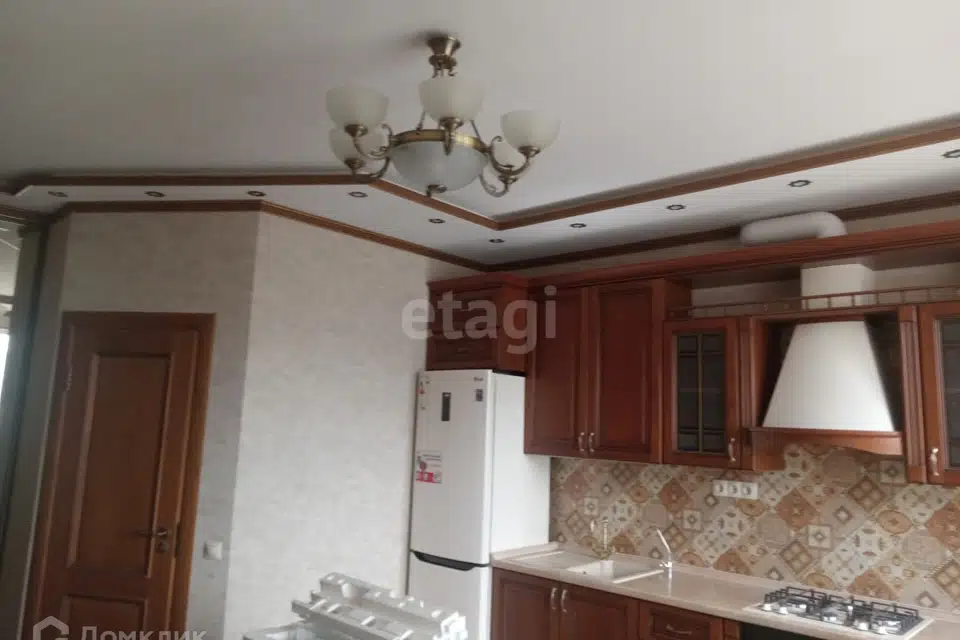 Продаётся 1-комнатная квартира, 42.9 м²