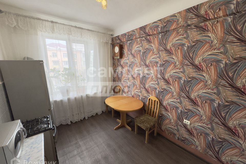 Продаётся 2-комнатная квартира, 59.6 м²