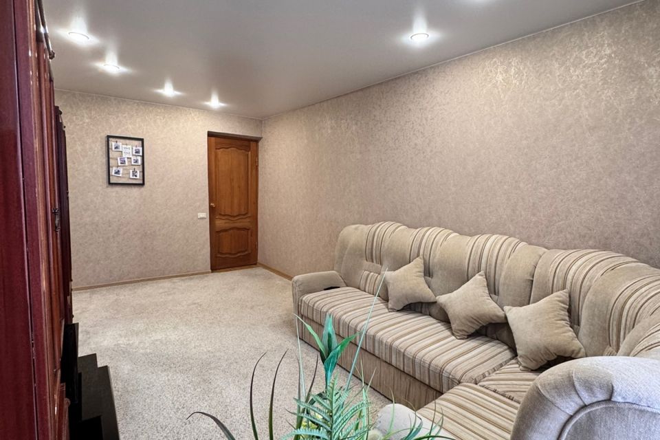 Продаётся 2-комнатная квартира, 42.1 м²