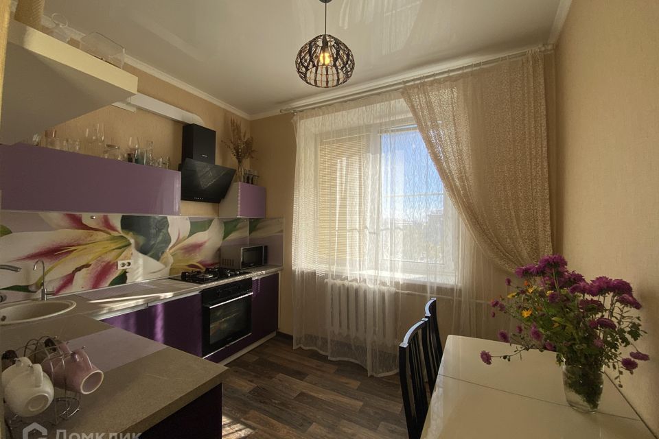 Продаётся 2-комнатная квартира, 56.6 м²