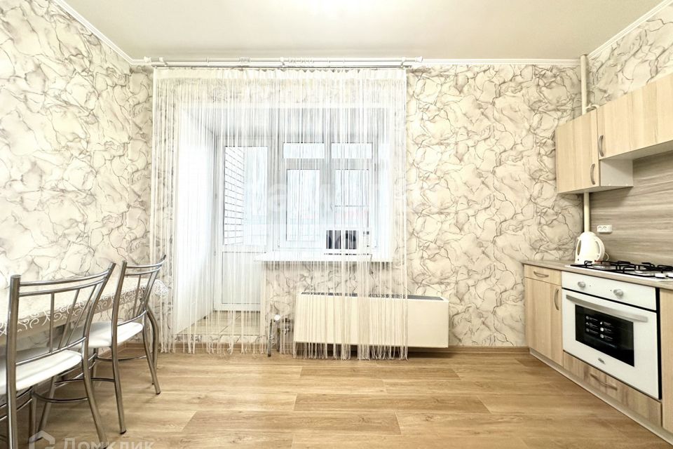 Сдаётся 2-комнатная квартира, 64 м²