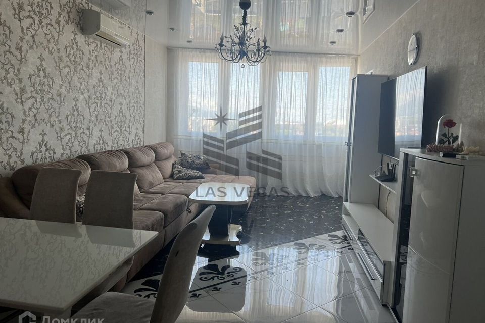 Сдаётся 2-комнатная квартира, 85 м²