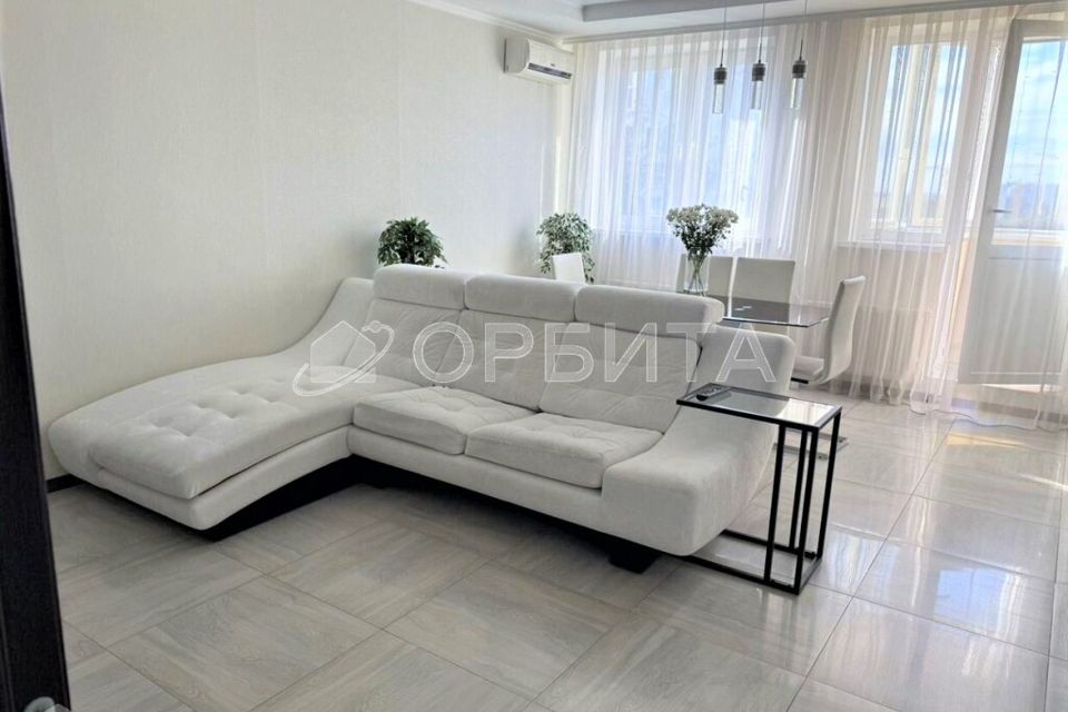 Продаётся 2-комнатная квартира, 92.2 м²