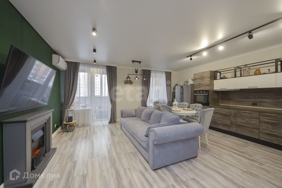 Продаётся 3-комнатная квартира, 119 м²