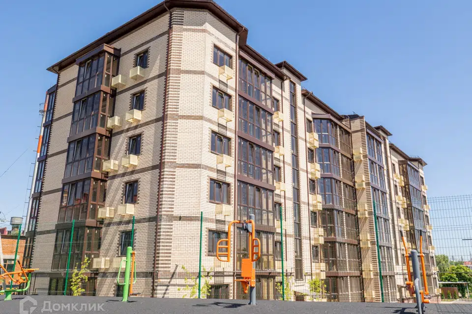 Продаётся 1-комнатная квартира, 41.7 м²
