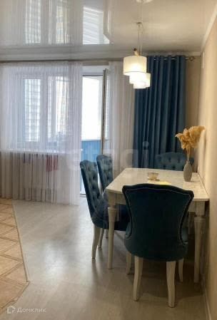 Сдаётся 2-комнатная квартира, 74 м²