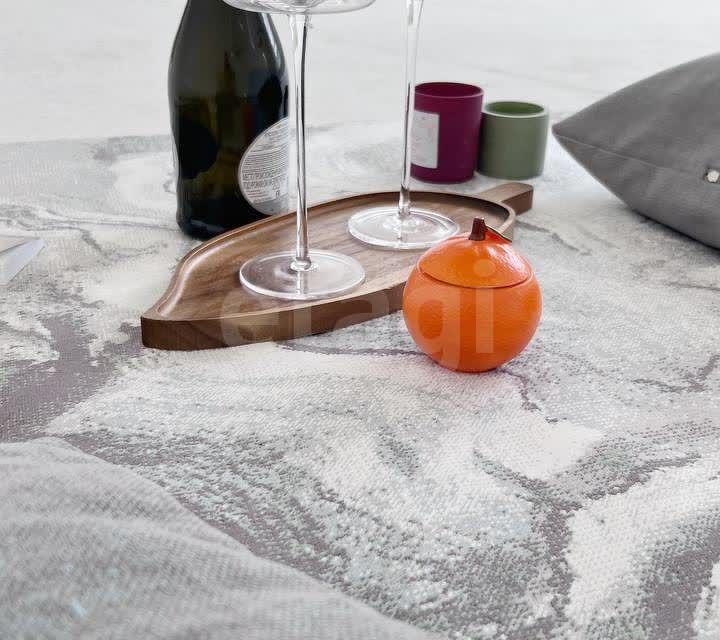 Продаётся 1-комнатная квартира, 42.2 м²