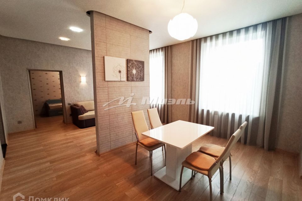Продаётся 4-комнатная квартира, 81 м²