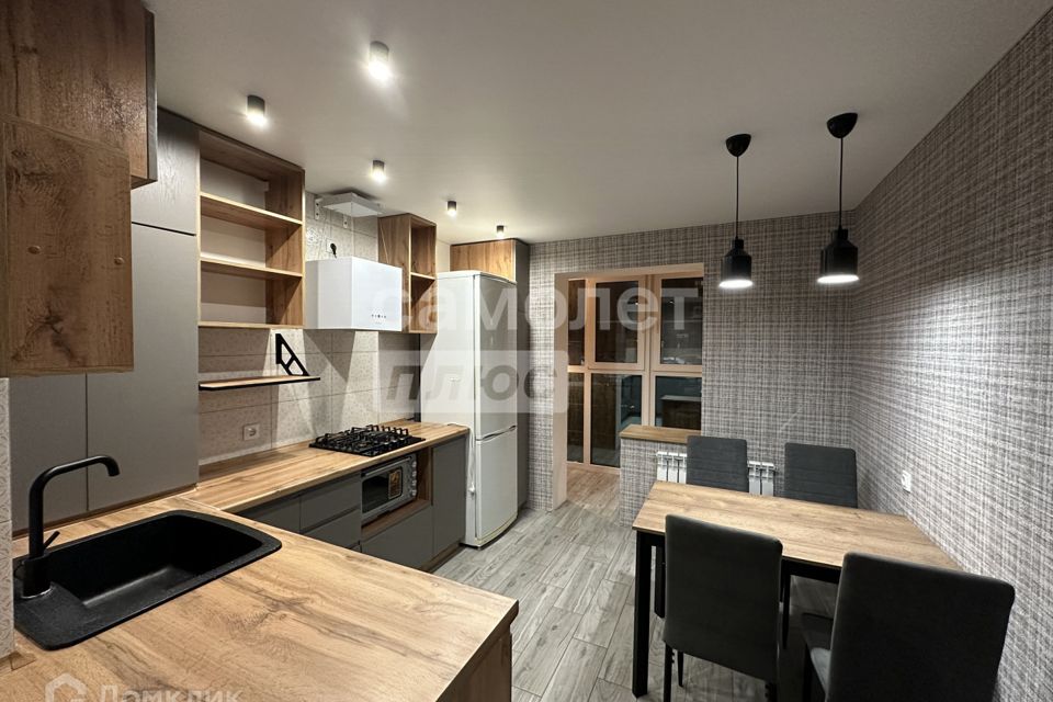 Сдаётся 2-комнатная квартира, 59.9 м²