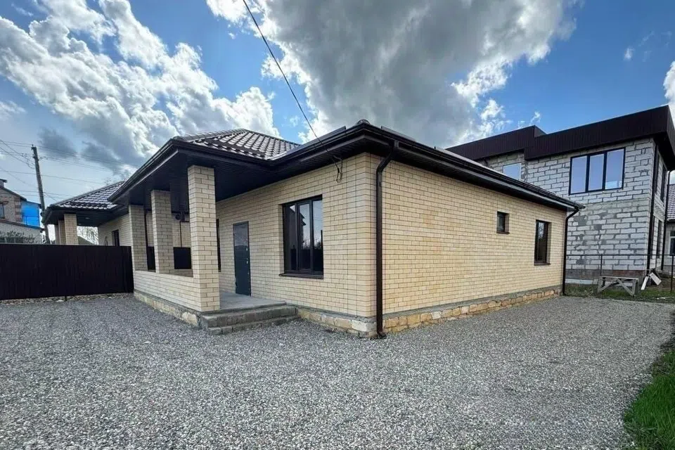 Продаётся 1-этажный дом, 105 м²