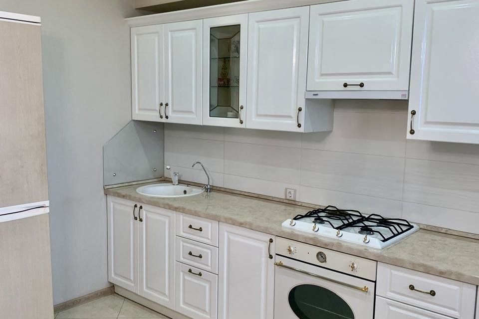 Сдаётся 2-комнатная квартира, 64.5 м²