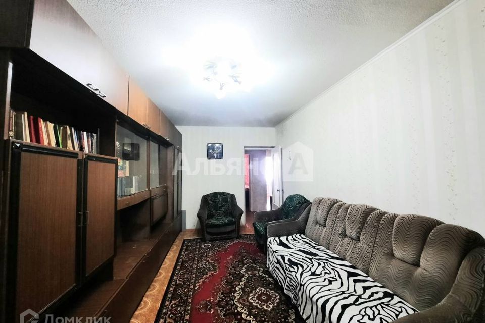 Продаётся 2-комнатная квартира, 47.6 м²