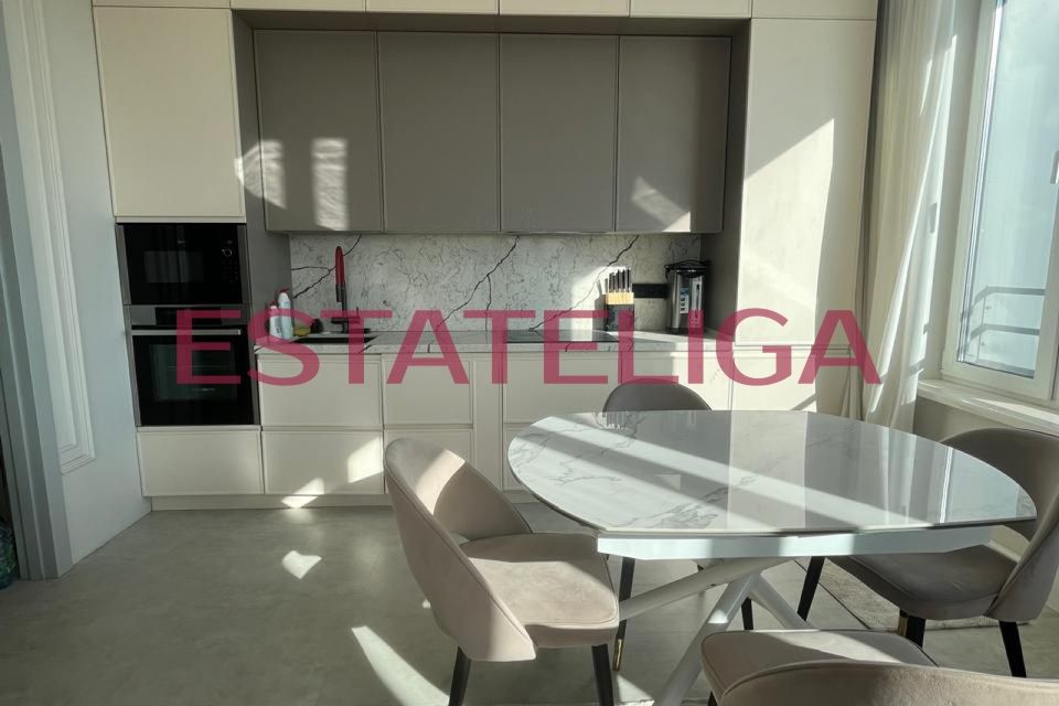 Продаётся 3-комнатная квартира, 67.6 м²