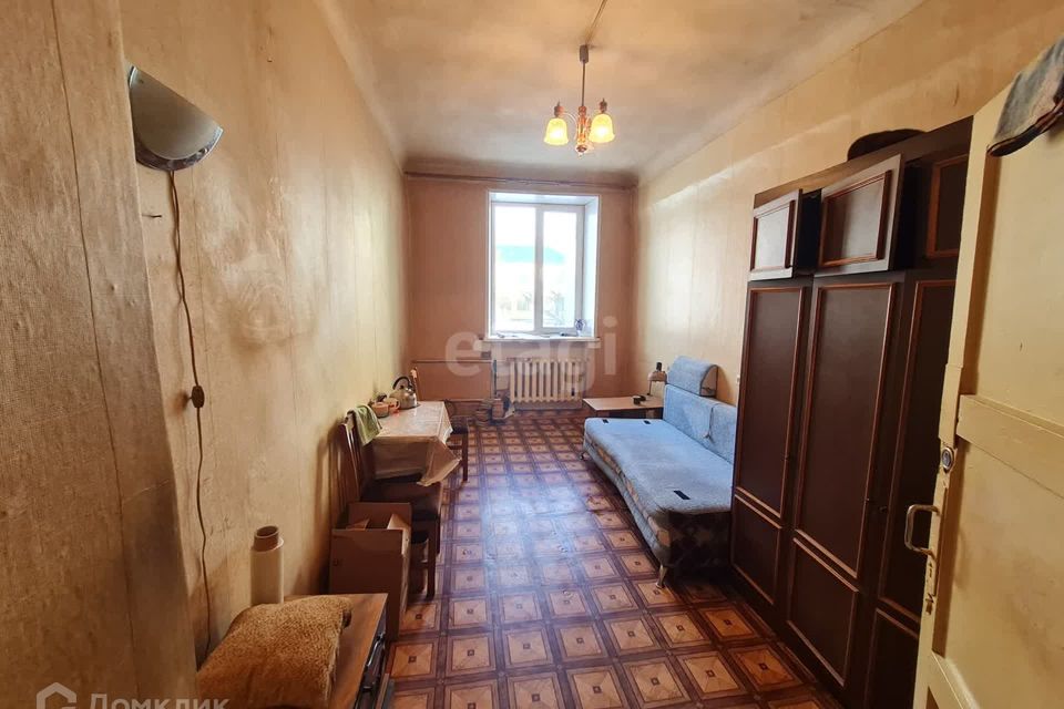 Продаётся комната в 3-комн. квартире, 14 м²