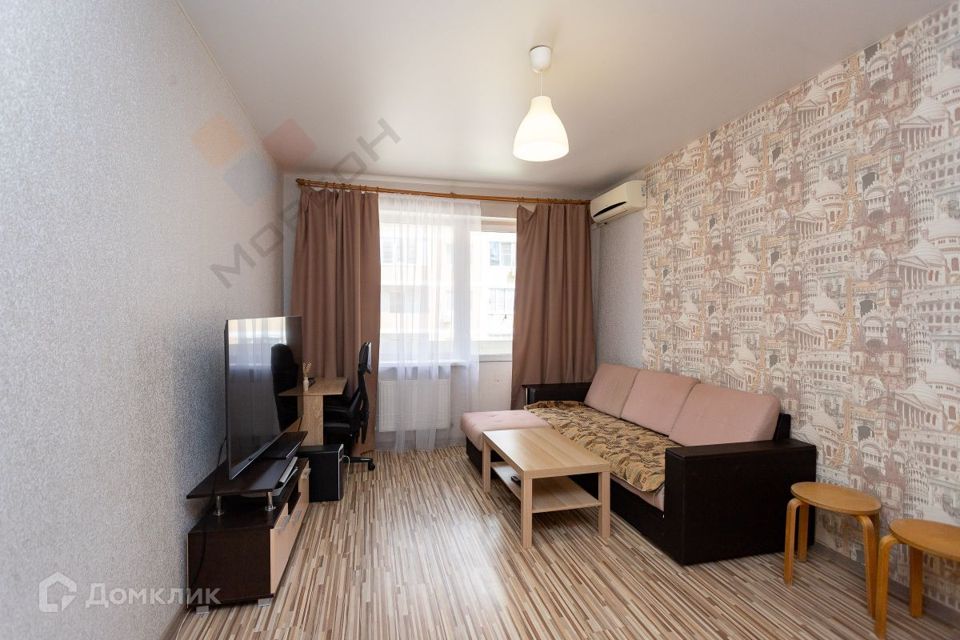 Продаётся 1-комнатная квартира, 38.3 м²