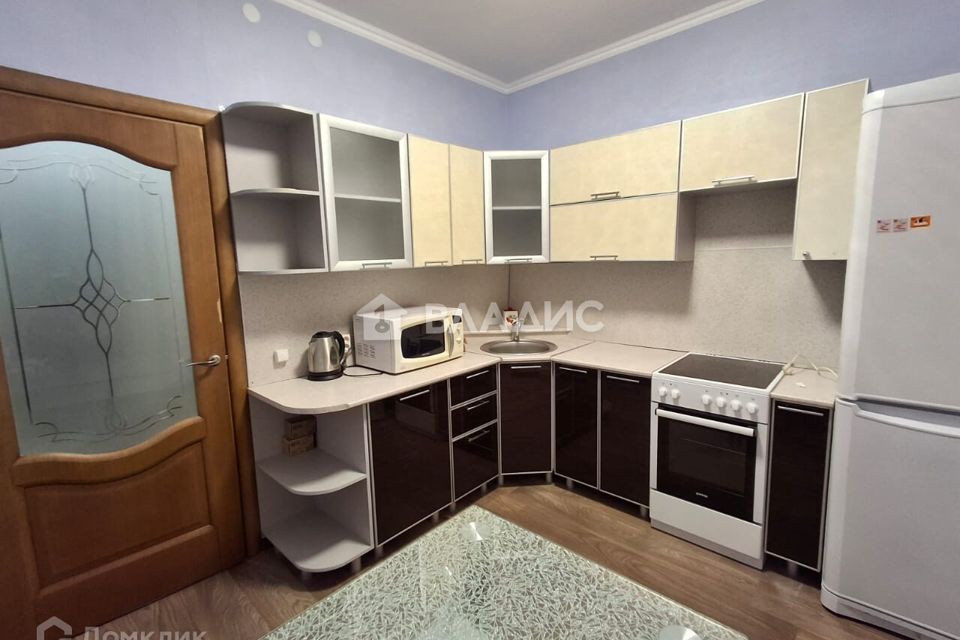 Сдаётся 2-комнатная квартира, 58 м²