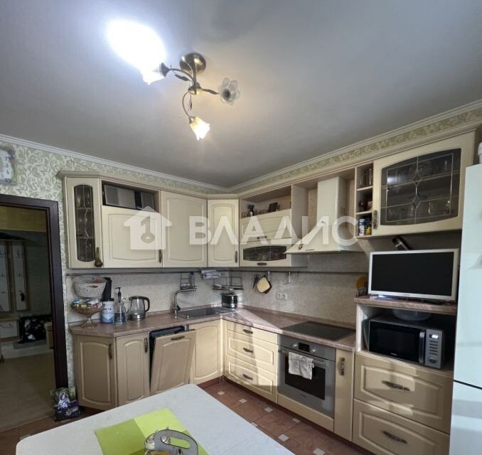 Продаётся 3-комнатная квартира, 90 м²