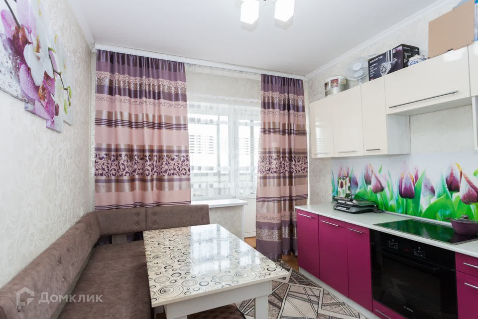 Продаётся 1-комнатная квартира, 43.8 м²