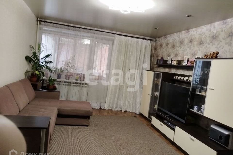 Продаётся 3-комнатная квартира, 67.8 м²
