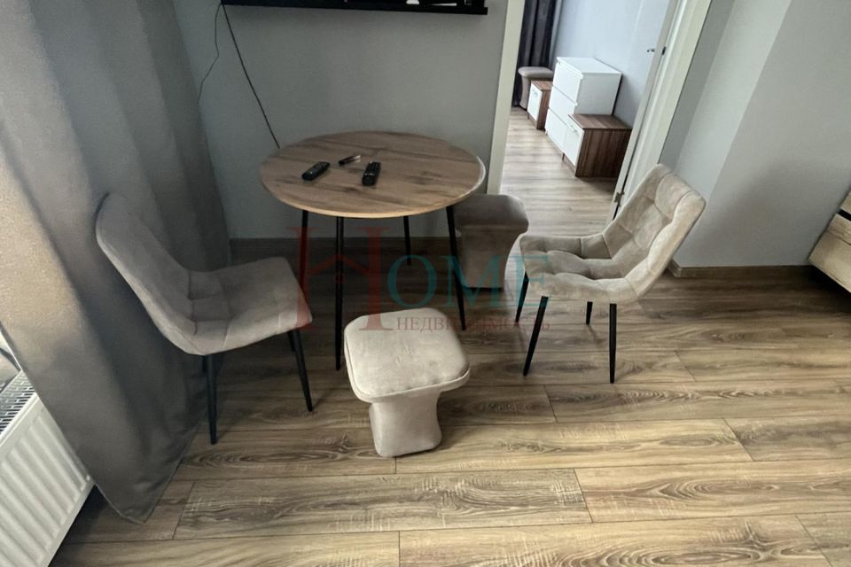 Сдаётся 2-комнатная квартира, 40 м²