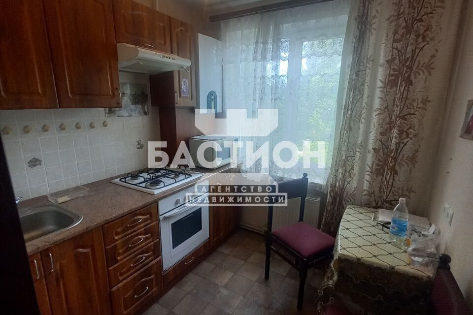 Продаётся 3-комнатная квартира, 62.4 м²