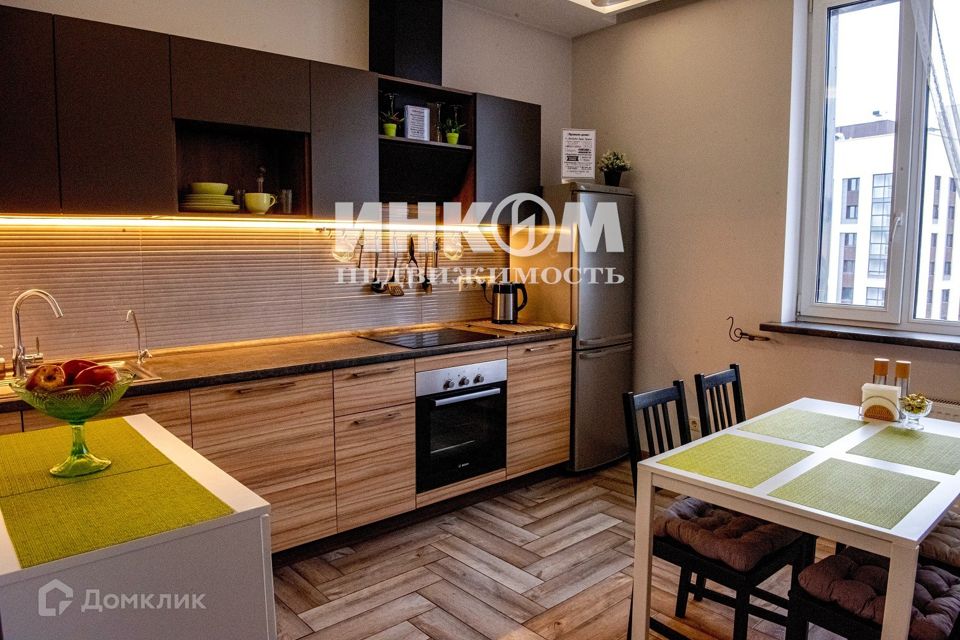 Сдаётся 2-комнатная квартира, 74 м²