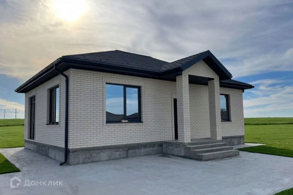 Продаётся 1-этажный дом, 106 м²