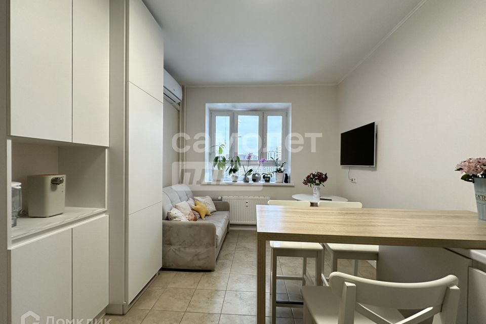 Продаётся 2-комнатная квартира, 57.8 м²