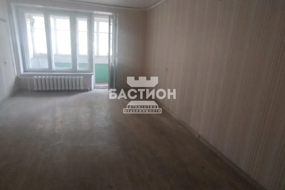 Продаётся 4-комнатная квартира, 83.4 м²