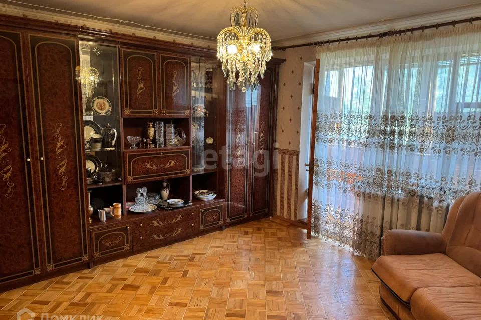 Продаётся 4-комнатная квартира, 89 м²