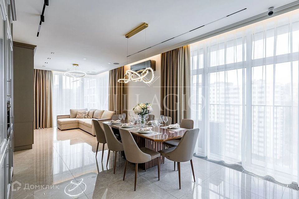 Продаётся 3-комнатная квартира, 112 м²