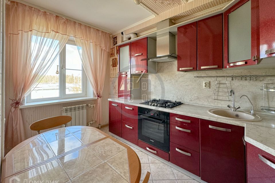 Продаётся 3-комнатная квартира, 61.5 м²