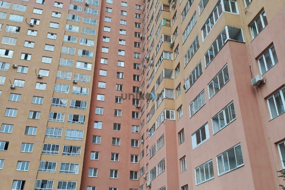 Продаётся 2-комнатная квартира, 60.4 м²