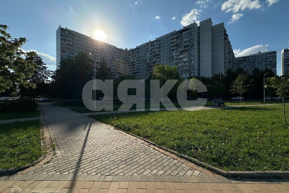 Продаётся 1-комнатная квартира, 37.7 м²