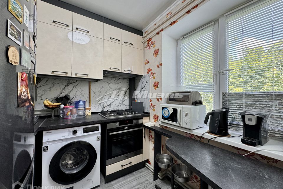 Продаётся 3-комнатная квартира, 50 м²