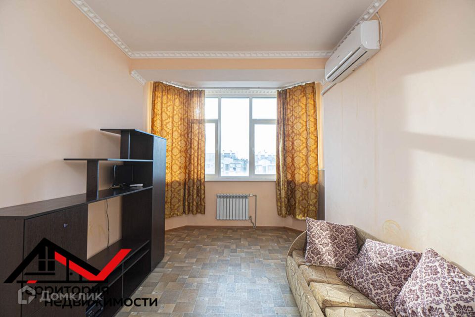 Продаётся 1-комнатная квартира, 41.6 м²